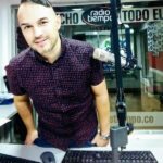 Alex ramirez Paciente Alex Ramirez en consultorio odontológico Indomás Salud Oral